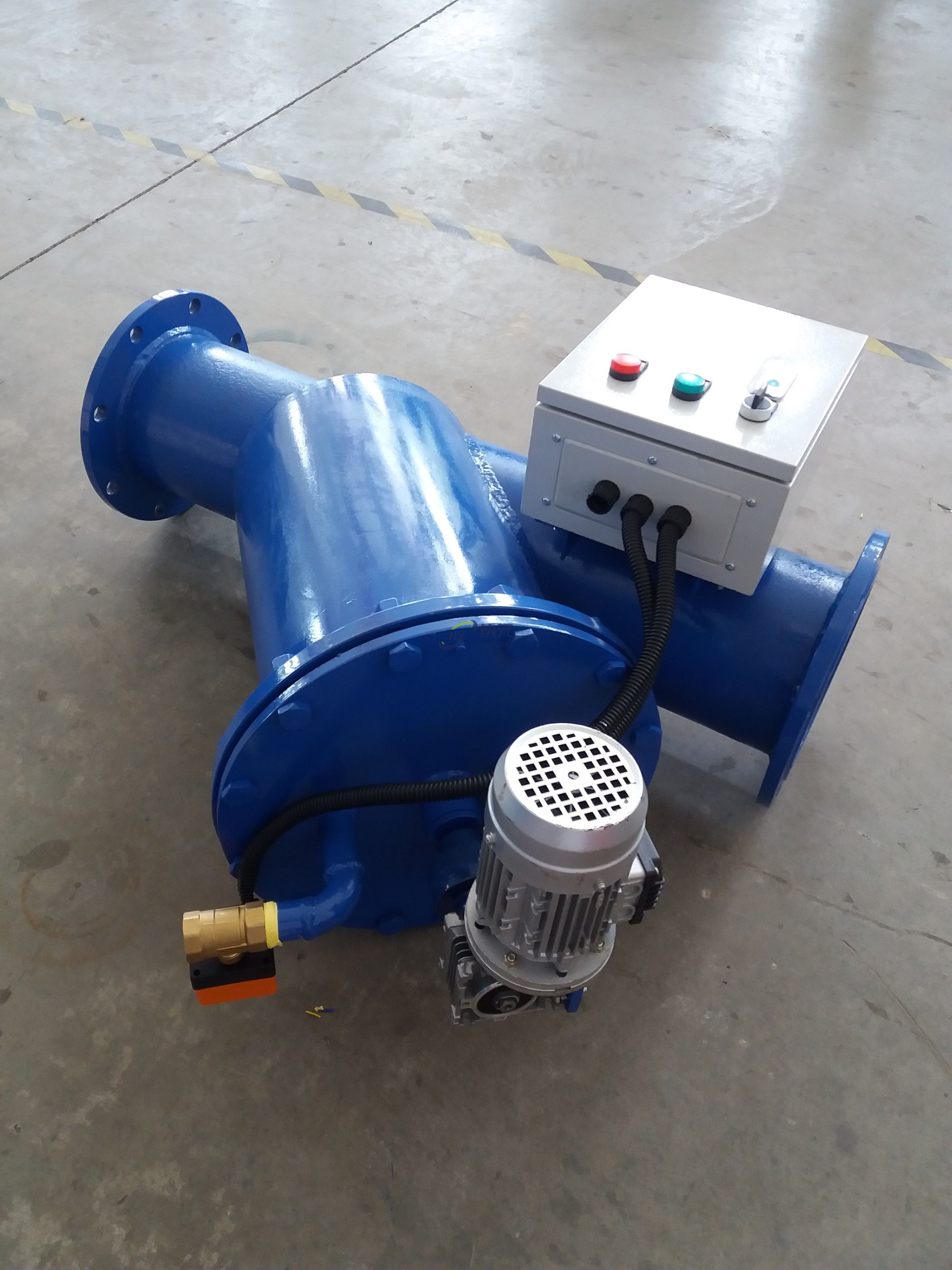 Y型電動(dòng)刷式自清洗過(guò)濾器工作原理